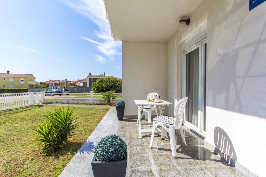 Apartments Alba Fažana エクステリア 写真