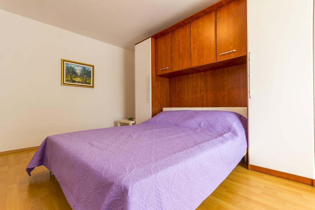 Apartments Alba Fažana エクステリア 写真